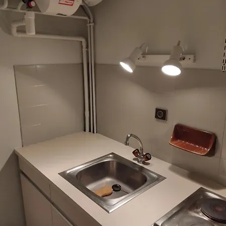 Apartment Studio En Centre Ville, Place De Parking Privee Arcachon